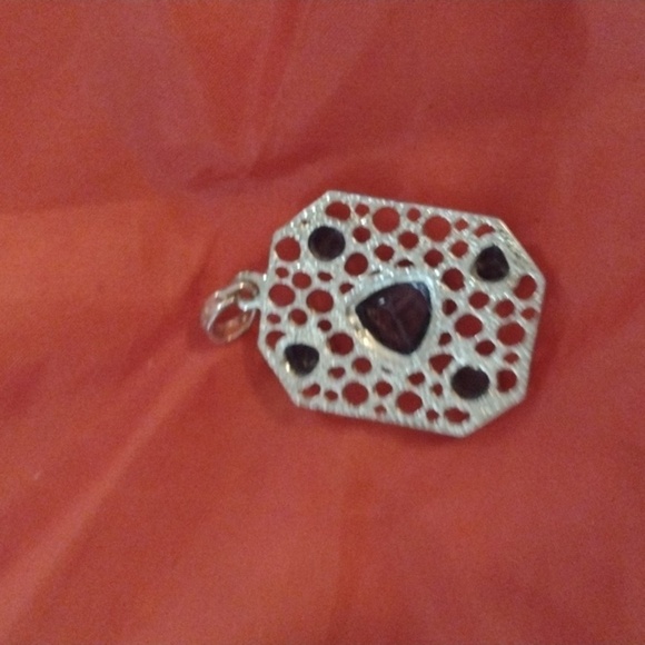 925 Sterling Silver necklace pendant - Picture 2 of 2